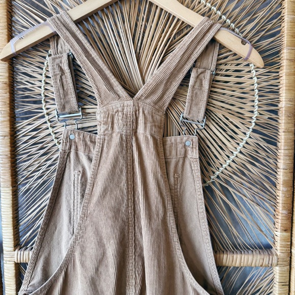 Aritzia Sunday Best Corduroy Tan Brown Overalls SZ: S - Picture 6 of 7